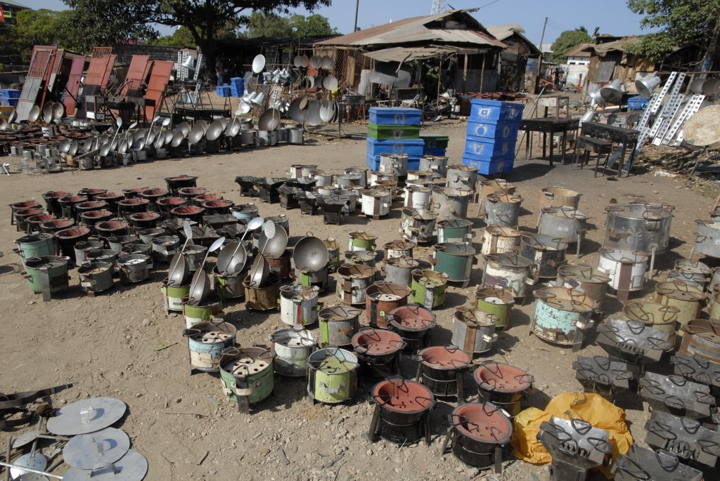 Cookers manufactured from junk materials.