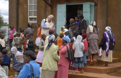 Visit to a Catholic church in Mui-ini in the Kenyan highlands (shortly before the children's service started).