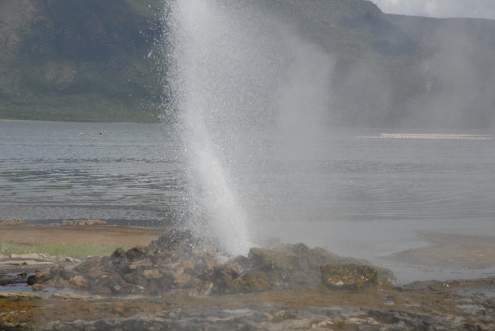 Geyser at the shores of Lake Bogoria, also known by its former name <em>Lake Hannington</em>, an area shaped by the volcanism of the Rift Valley.