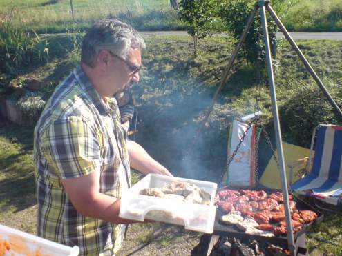 Barbecue preparation by the ch&eacute;f de cuisine.