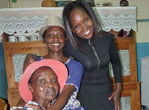 Mutter und T&ouml;chter.