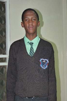 Durch Schulgeldzahlung unterst&uuml;tzter Sch&uuml;ler.