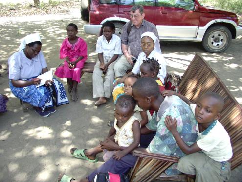 Besuch beim Aidswaisenprojekt in Baharini, Kenya.